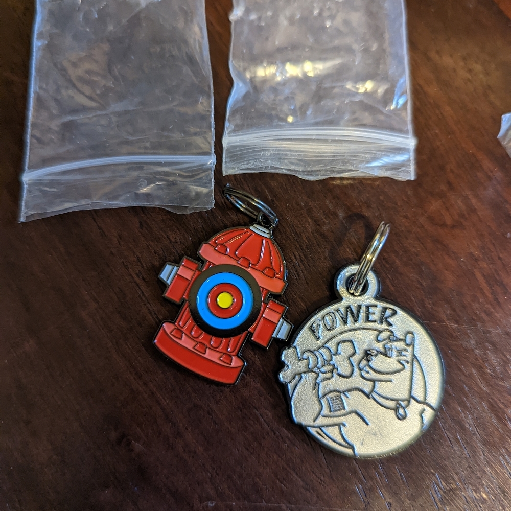 Dog tags Scooby and fire hydrant